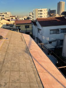 葺き替え新規野地板施工