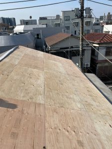 葺き替え新規野地板施工