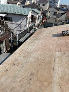 葺き替え新規野地板施工
