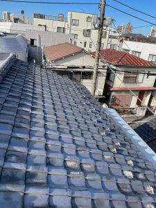 雨漏り修理・葺き替え瓦屋根施工前