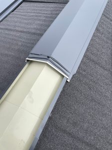 棟板金カバー施工